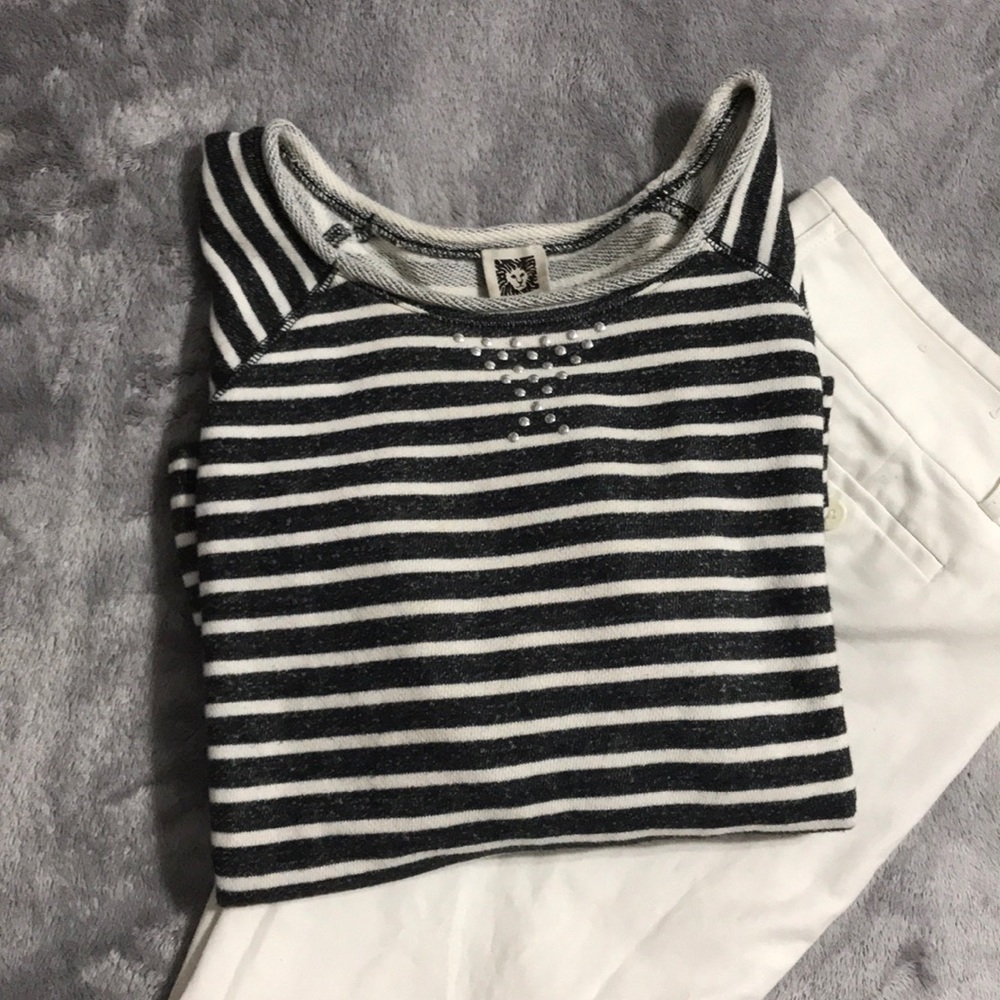 3/4 long sleeve cuffed shirt